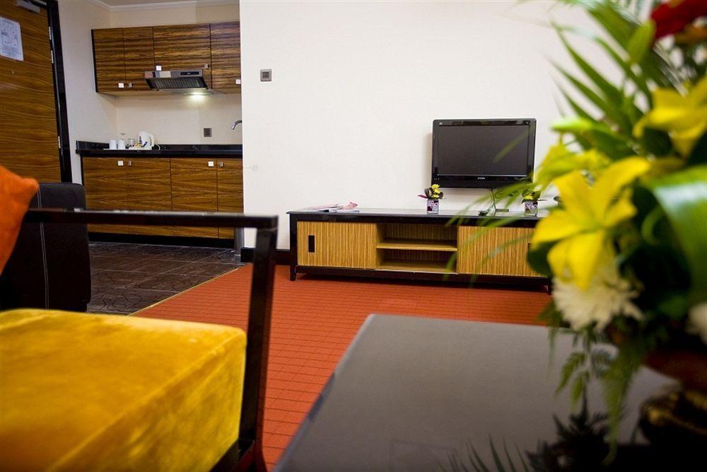 Rayan Hotel Corniche Шарджа Экстерьер фото