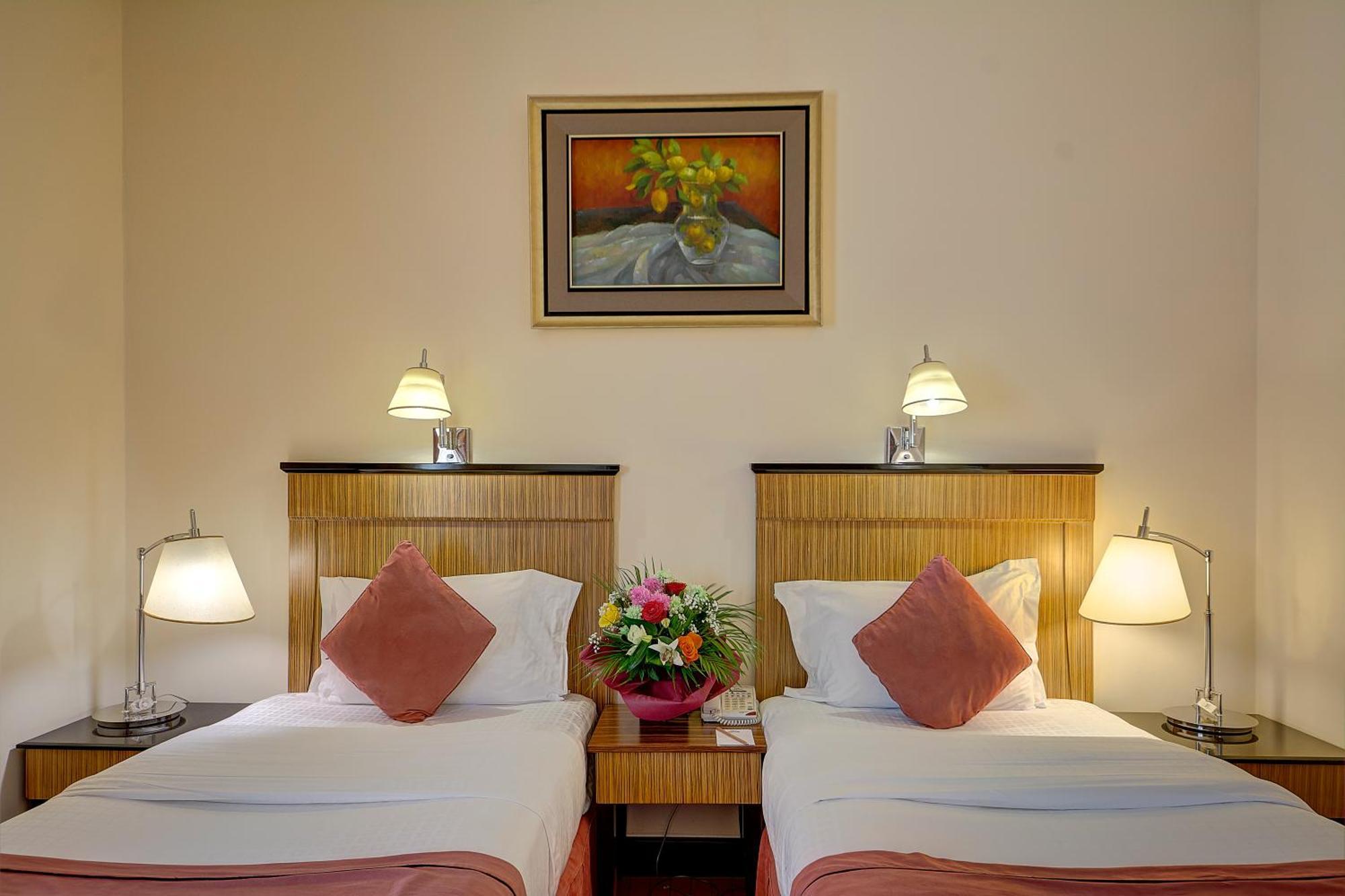 Rayan Hotel Corniche Шарджа Экстерьер фото