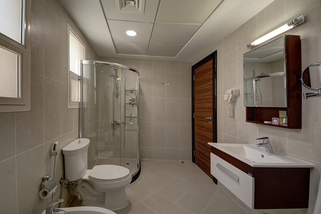 Rayan Hotel Corniche Шарджа Экстерьер фото